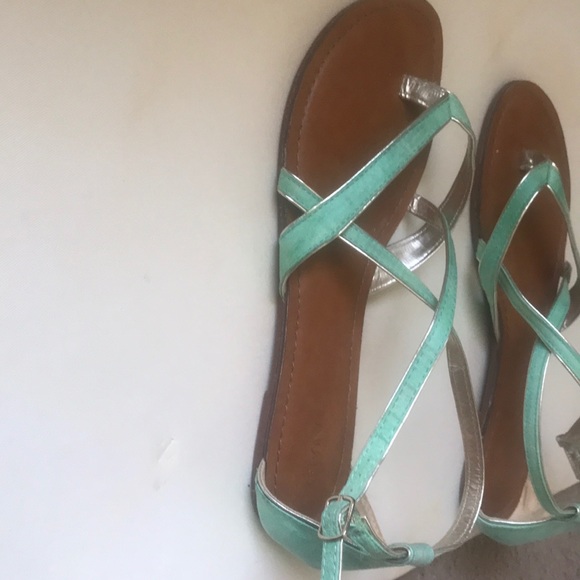 Sandals - Picture 2 of 3